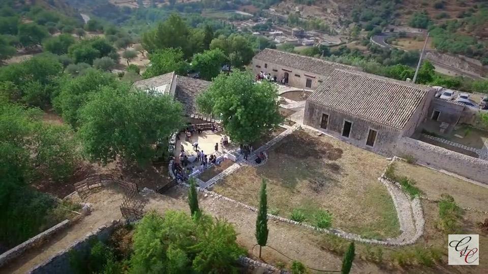 Regia Trazzera Hotell Ragusa Exteriör bild